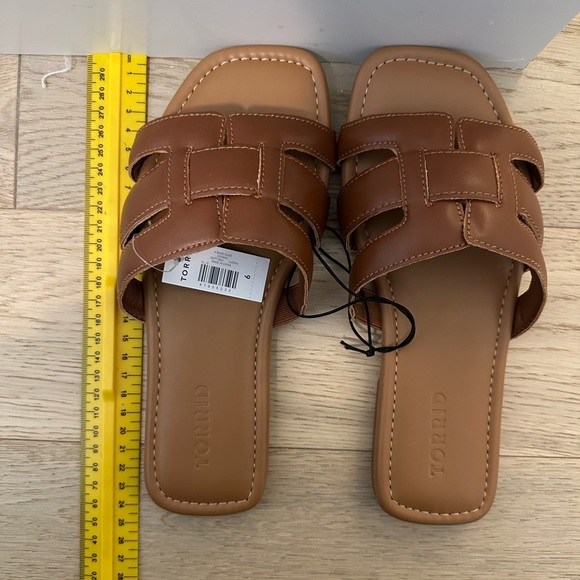 Torrid wide fit Sandals / Slides - Picture 7 of 8